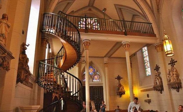Legend of the Miraculous Loretto Chapel Staircase